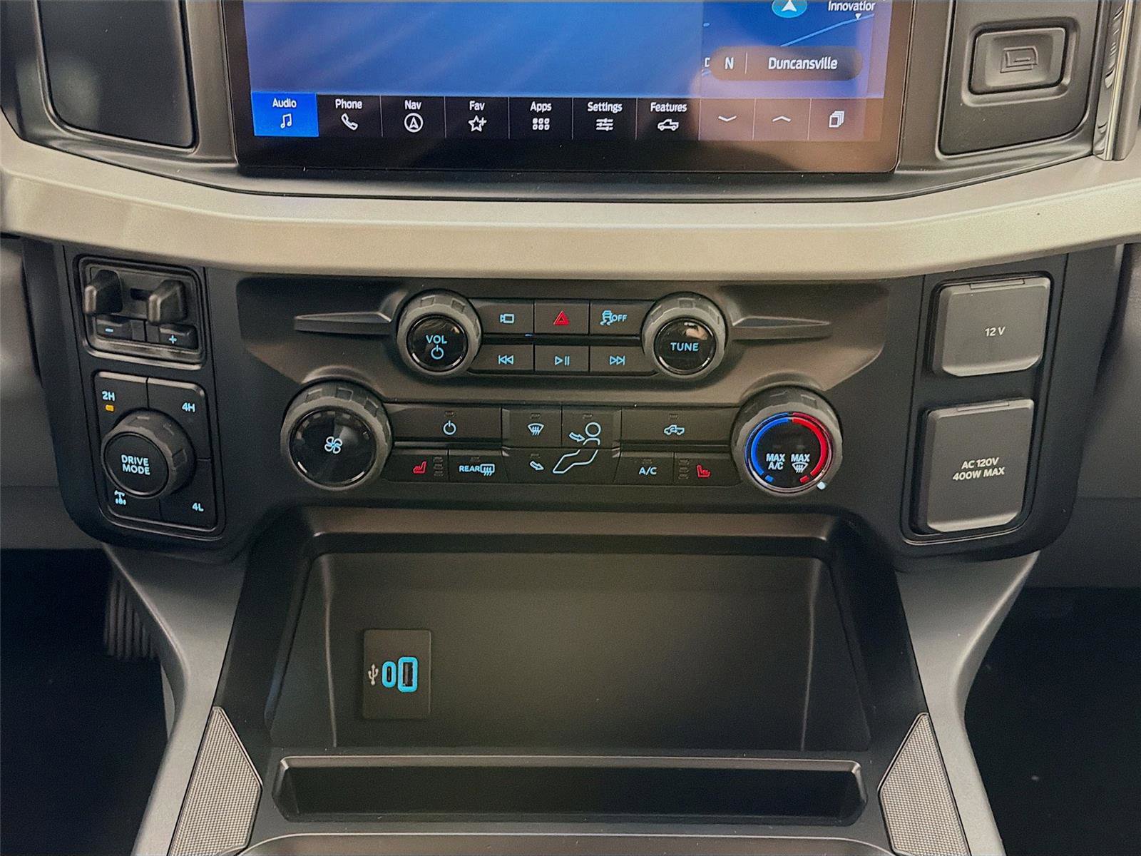 New 2026 Ford F250 XLT w/ XLT Premium Package image 18