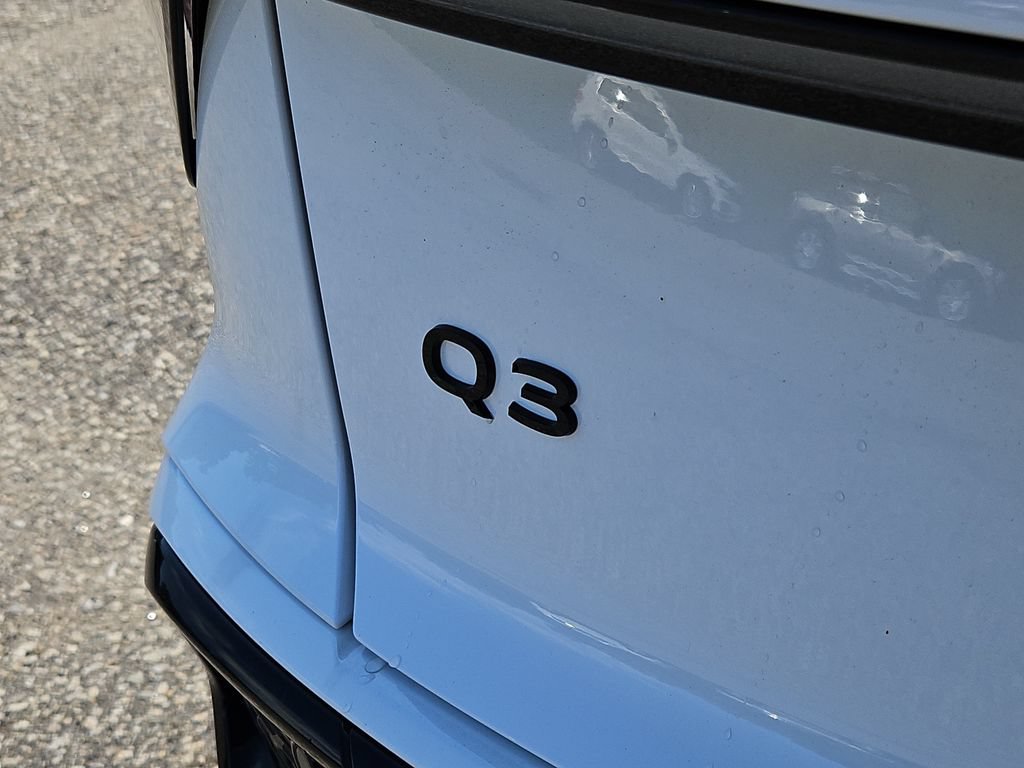 New 2026 Audi Q3 quattro 2.0T AWD/4WD image 6