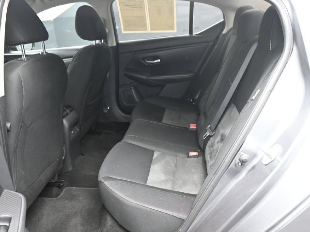 Used 2023 Nissan Sentra SR FWD image 13