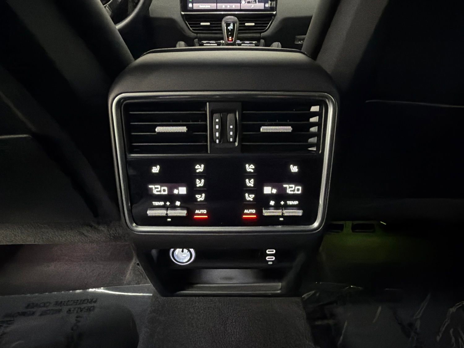 Used 2023 Porsche Cayenne AWD/4WD image 38