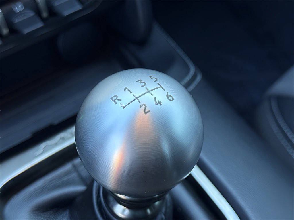 Used 2019 Ford Mustang Shelby GT350 w/ Technology Package image 19