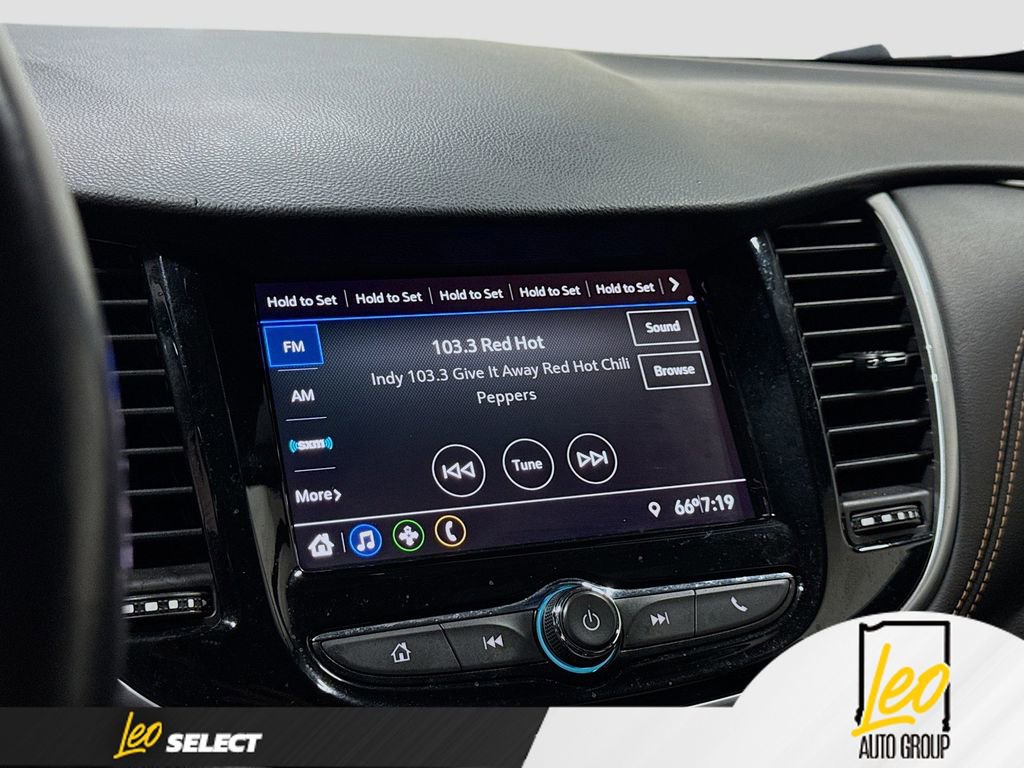 Used 2022 Chevrolet Trax LT w/ LT Convenience Package AWD/4WD image 14
