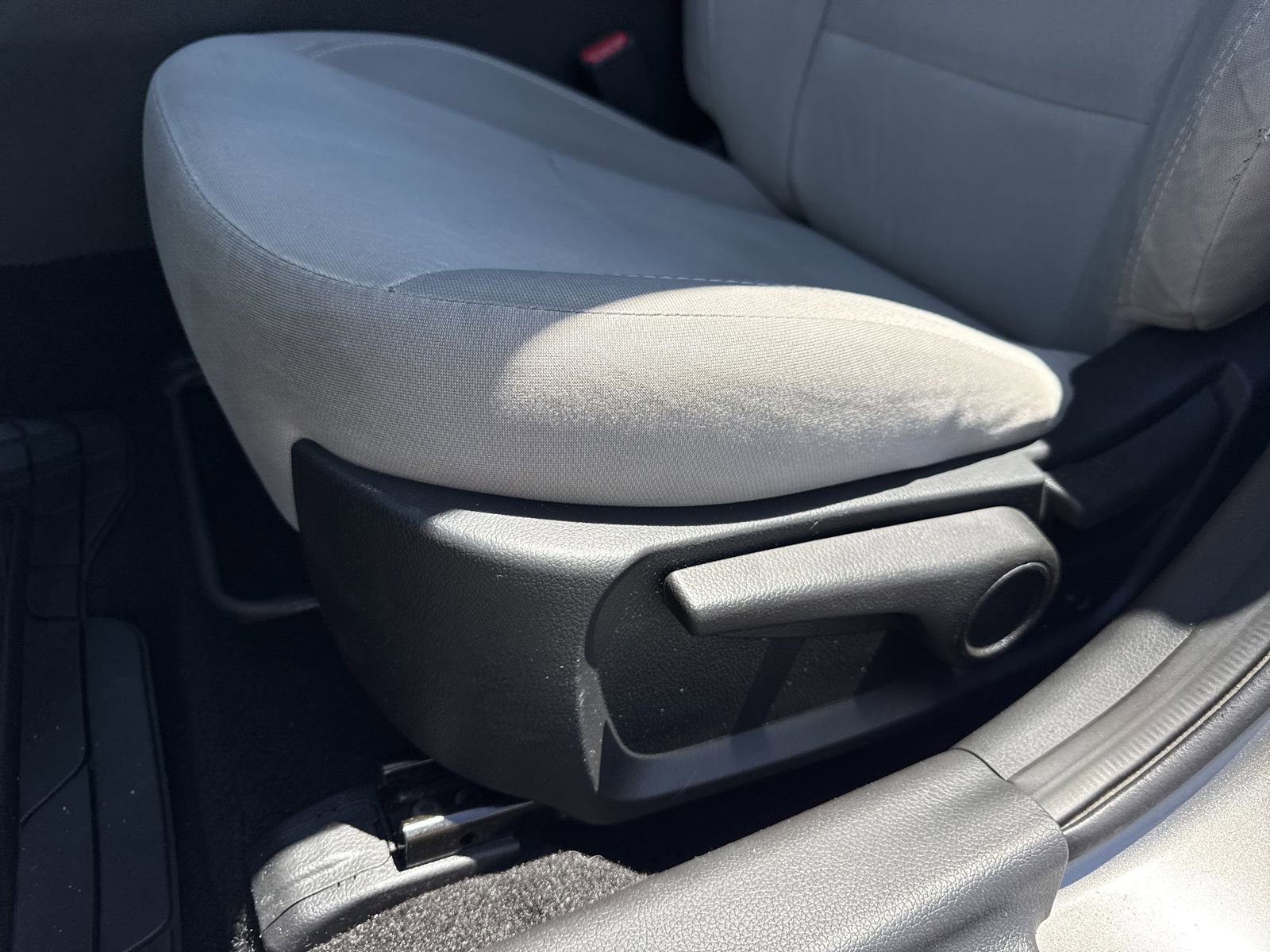 Used 2012 Kia Optima LX FWD image 16