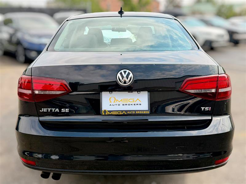 Used 2017 Volkswagen Jetta SE FWD image 8