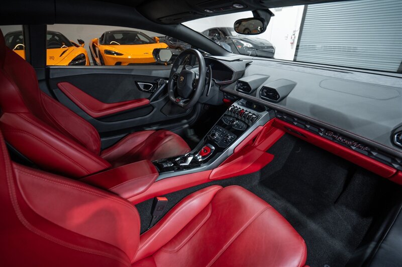 Used 2015 Lamborghini Huracan LP 610-4 AWD/4WD image 27