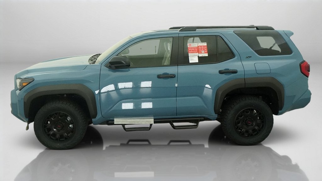 New 2026 Toyota 4Runner SR5 AWD/4WD image 2