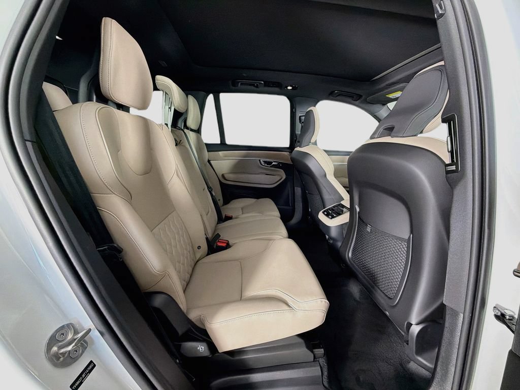 New 2026 Volvo XC90 B6 Core AWD/4WD image 29