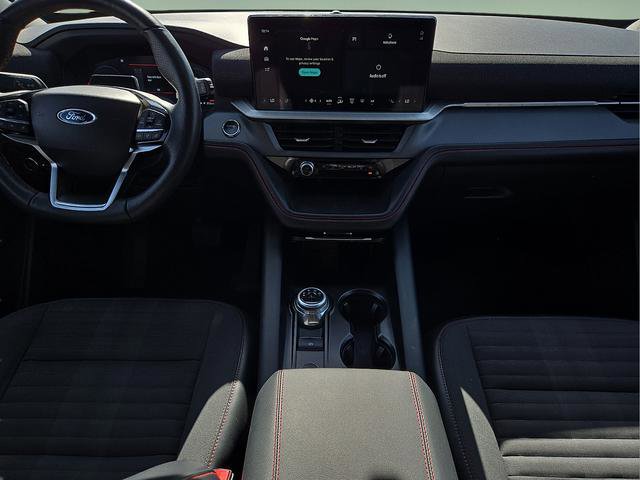 Used 2025 Ford Explorer ST-Line w/ ST-Line Street Pack AWD/4WD image 18