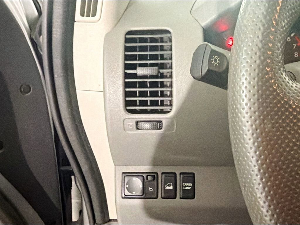 Used 2019 Nissan Frontier SV image 10