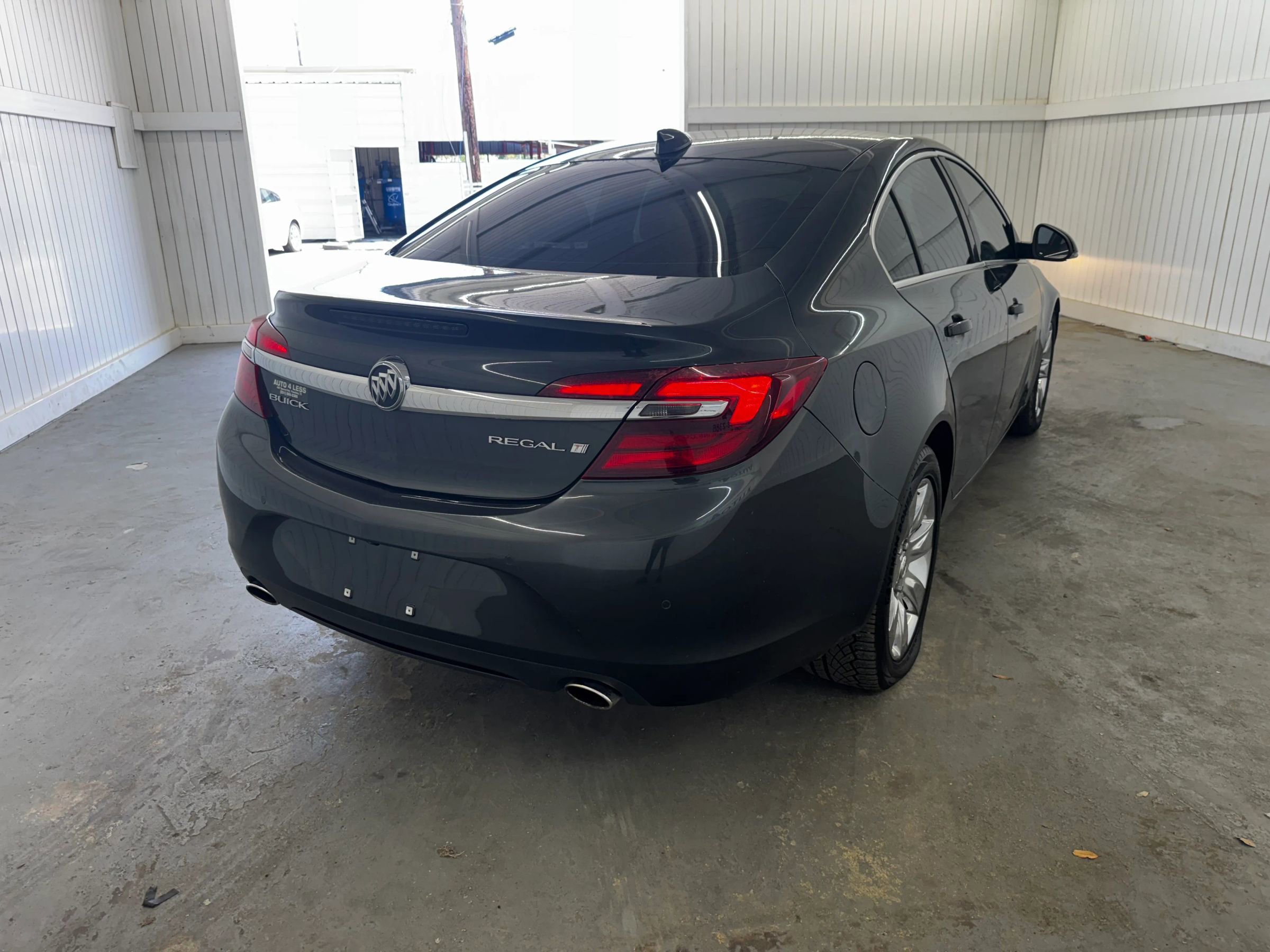 Used 2016 Buick Regal Premium w/ Driver Confidence Package #1 image 5