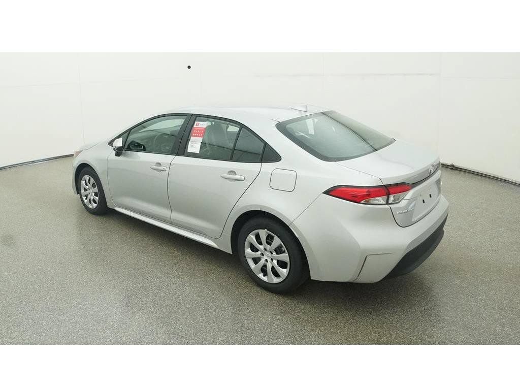 Used 2024 Toyota Corolla LE FWD image 6
