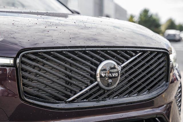 New 2026 Volvo XC60 B5 Ultra w/ Protection Package Premier image 11
