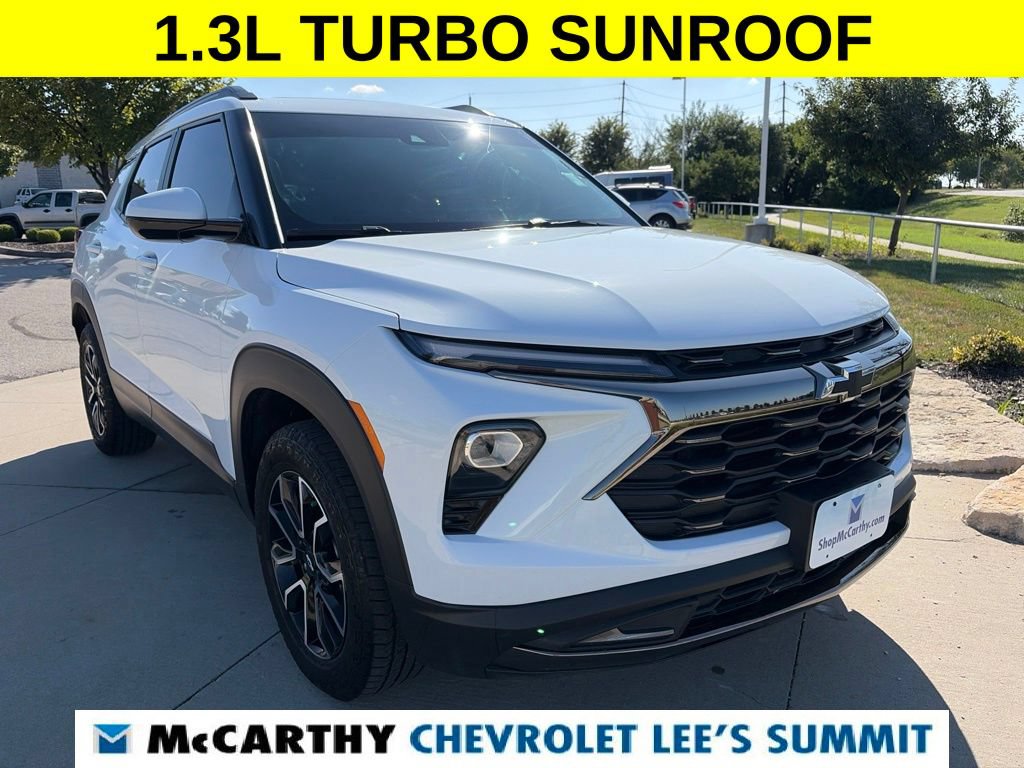Used 2024 Chevrolet TrailBlazer ACTIV w/ Convenience Package AWD/4WD image 2