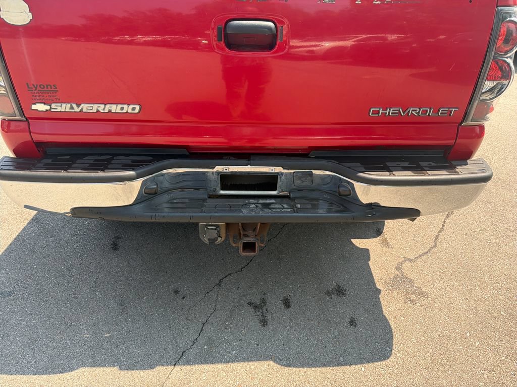Used 2005 Chevrolet Silverado 2500 LS AWD/4WD image 33