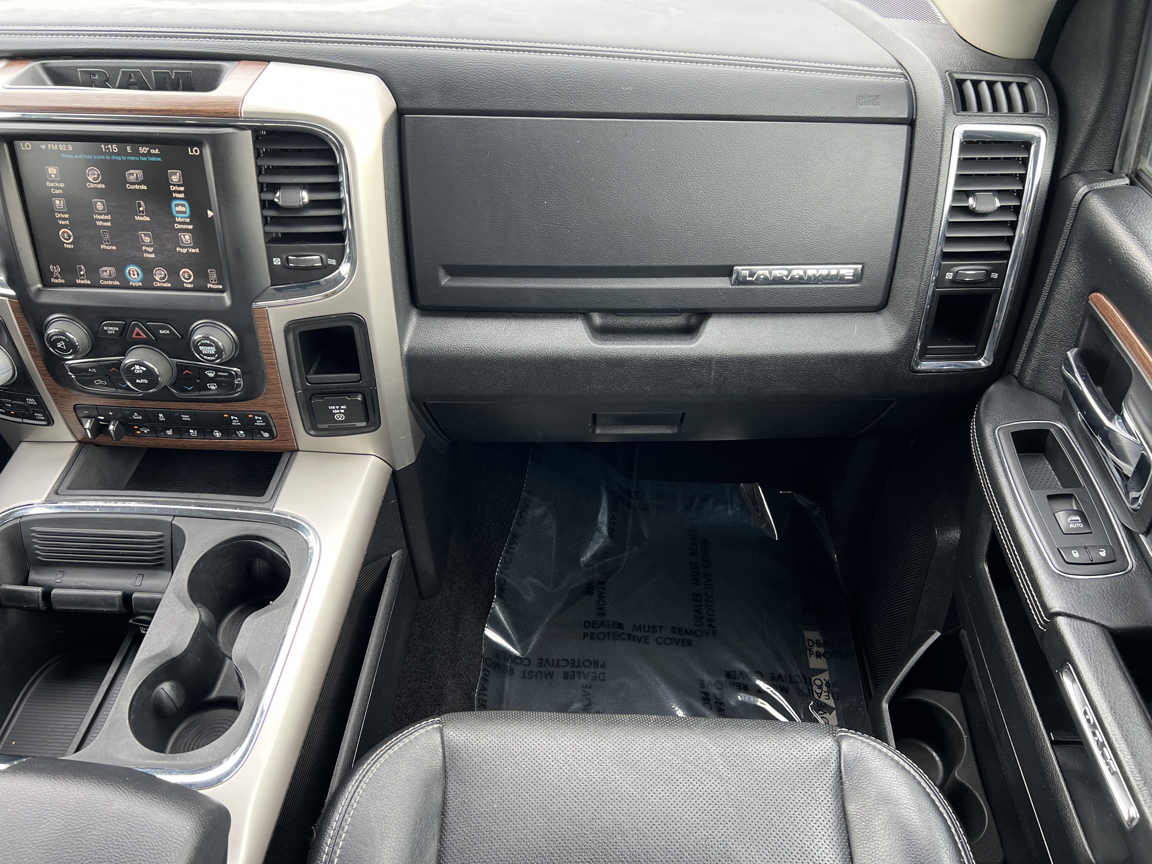 Used 2016 RAM 1500 Laramie image 34