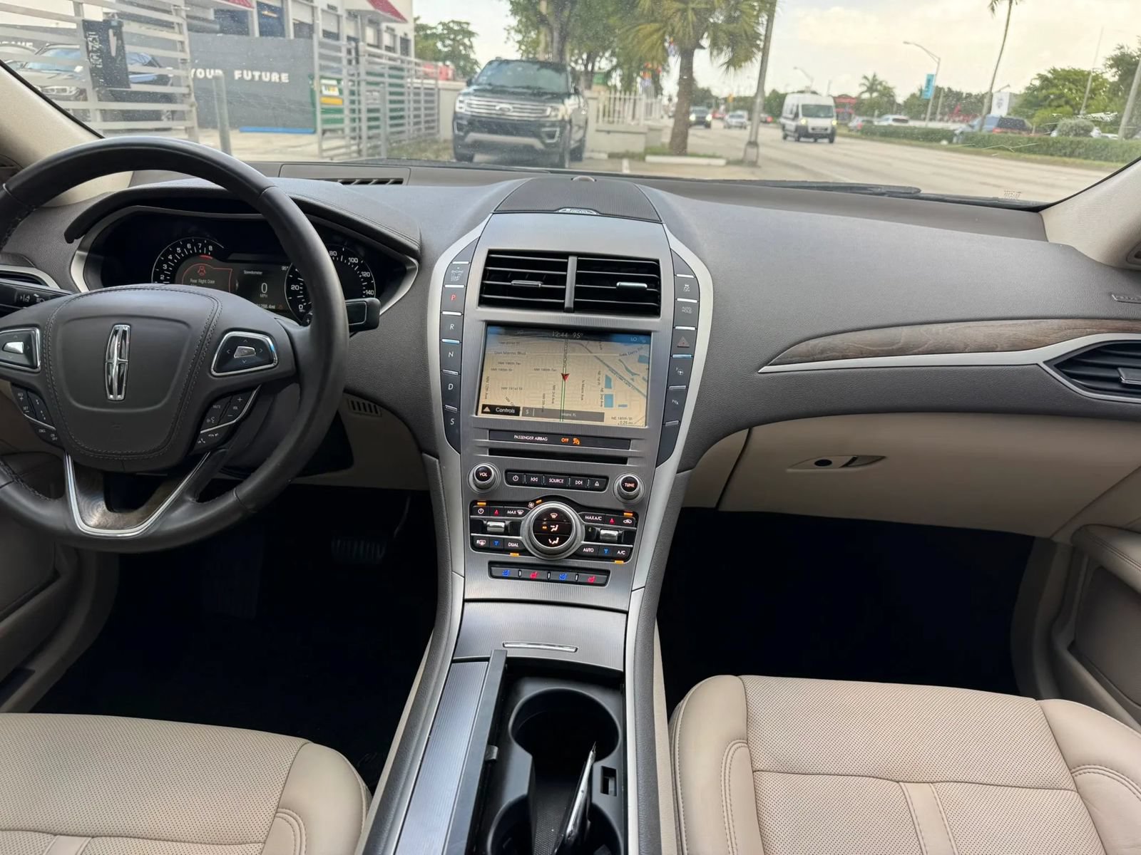 Used 2018 Lincoln MKZ Reserve w/ Technology Package FWD image 22