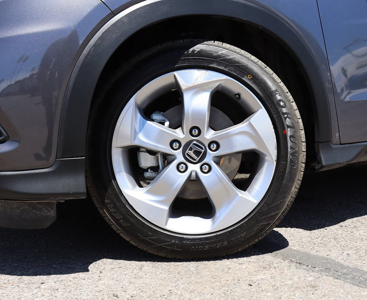 Used 2020 Honda HR-V LX image 5