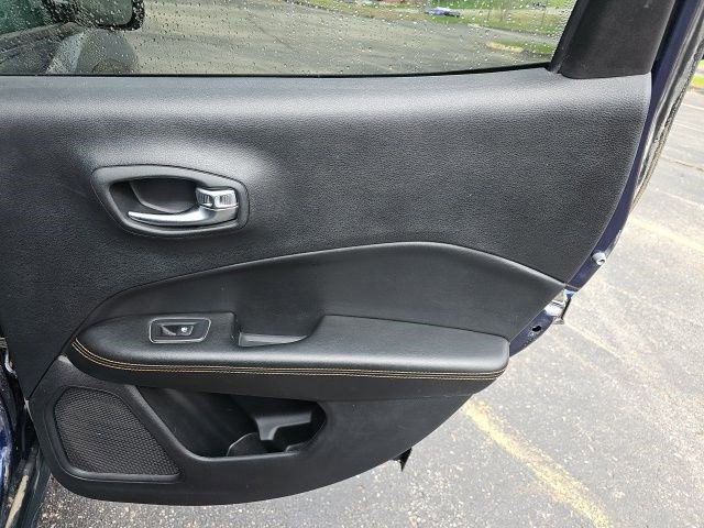 Used 2020 Jeep Compass Limited w/ Safety & Security Group AWD/4WD image 15
