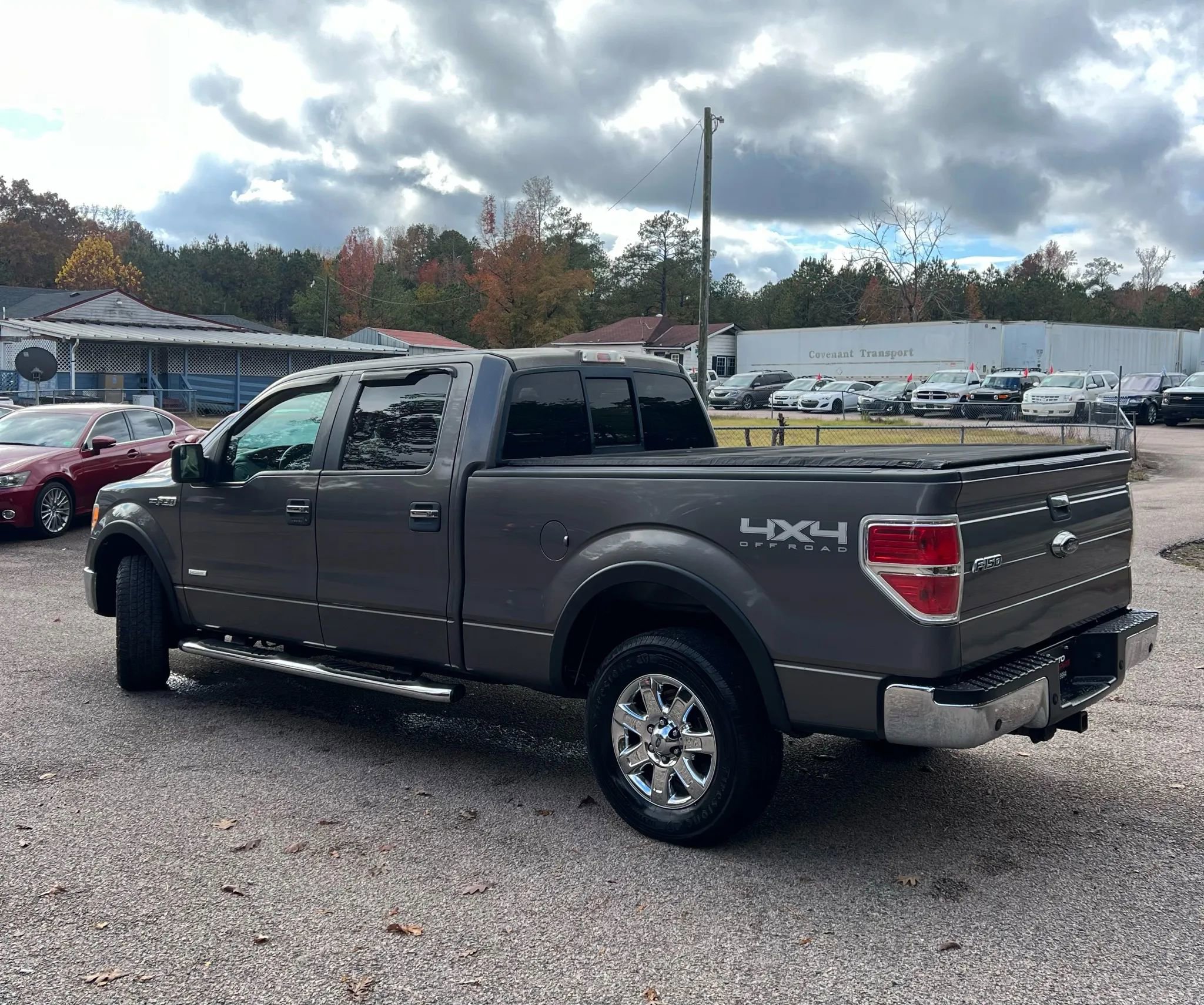 Used 2013 Ford F150 XLT w/ Luxury Equipment Group image 4