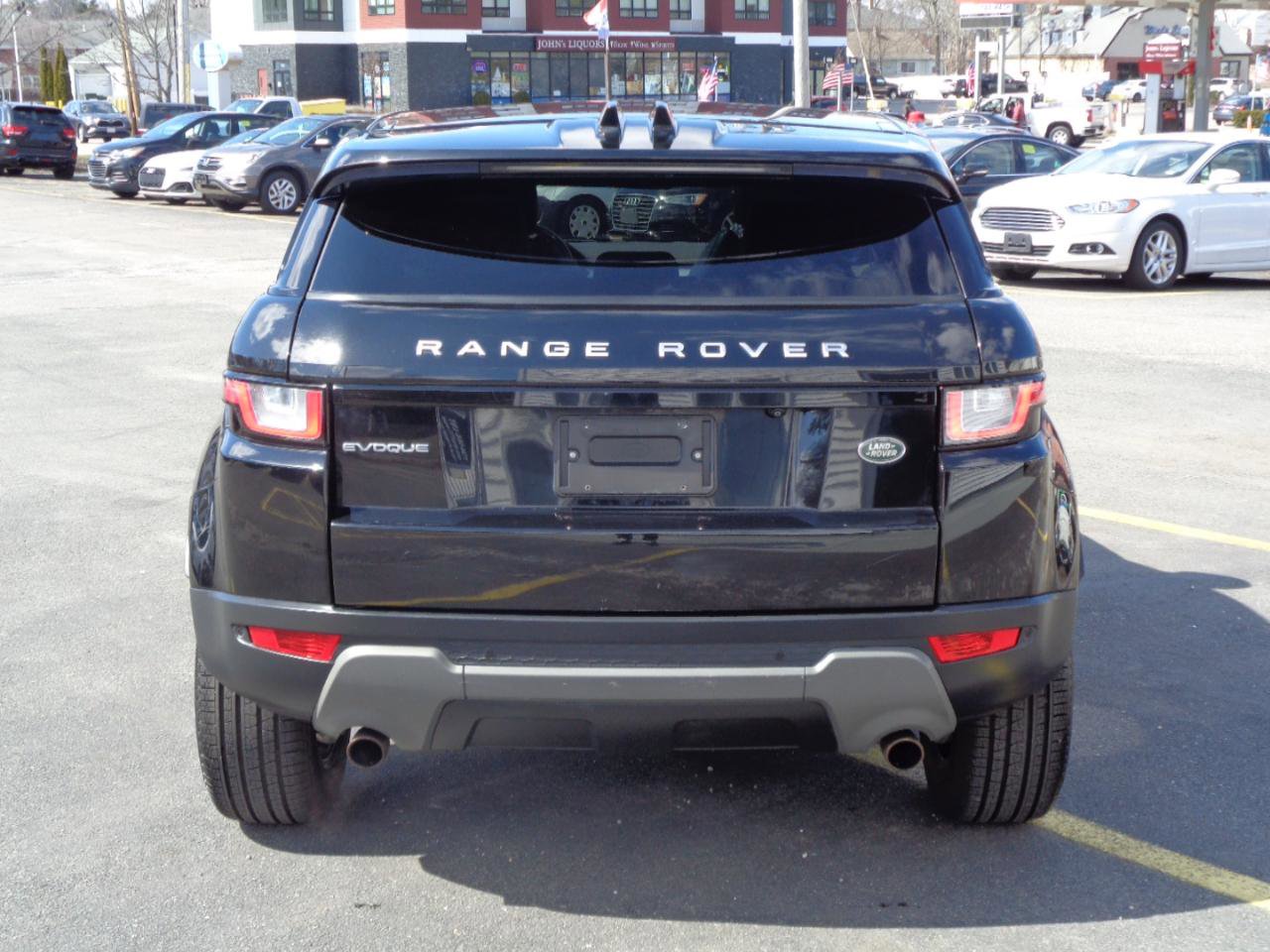 Used 2016 Land Rover Range Rover Evoque SE AWD/4WD image 16