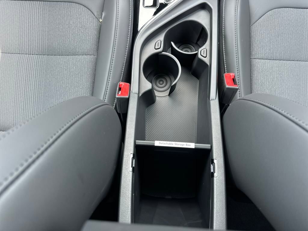 New 2025 Kia Niro EX image 28