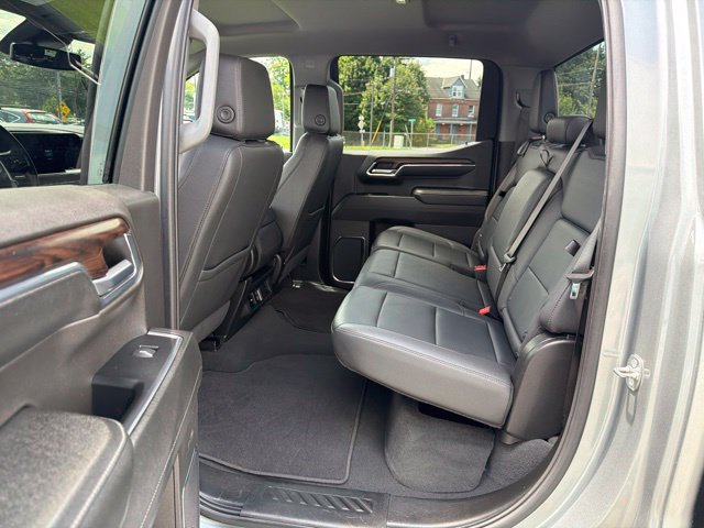 Used 2024 GMC Sierra 1500 SLT AWD/4WD image 15
