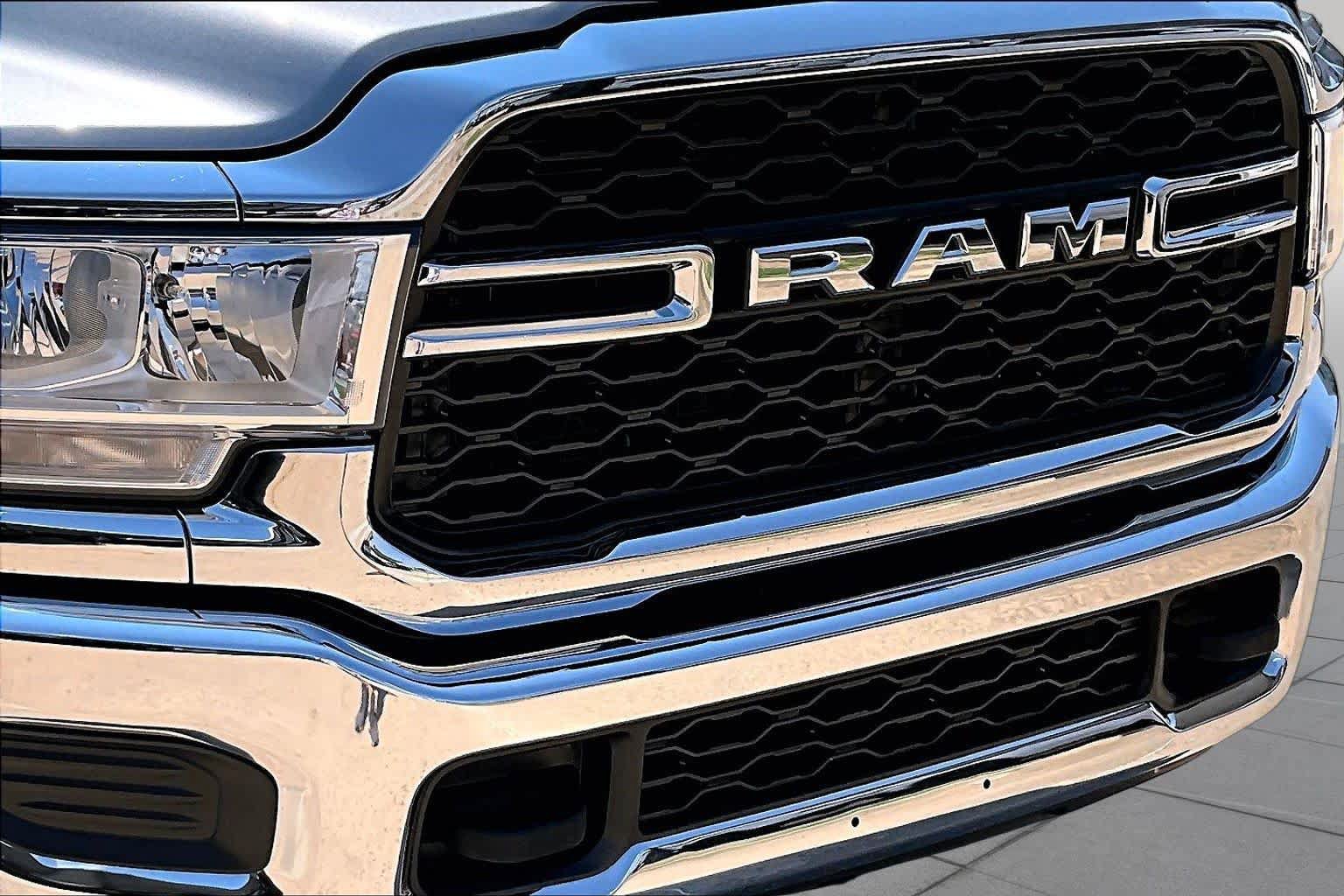 Used 2022 RAM 2500 Tradesman AWD/4WD image 23