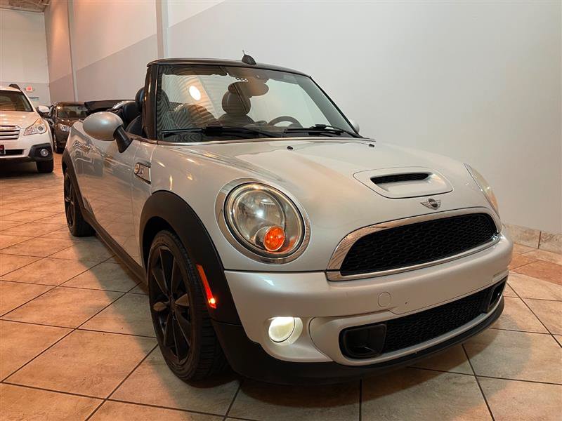 Used 2015 MINI Cooper S FWD image 2