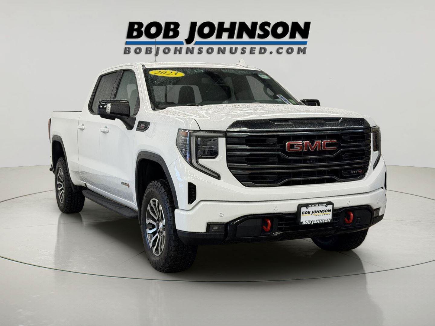 Used 2023 GMC Sierra 1500 AT4 w/ AT4 Premium Package AWD/4WD image 2