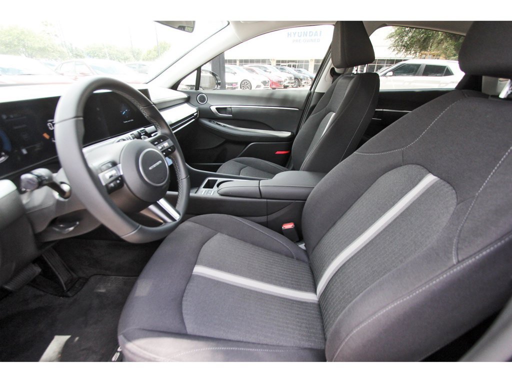 Certified 2026 Hyundai Sonata SEL FWD image 15
