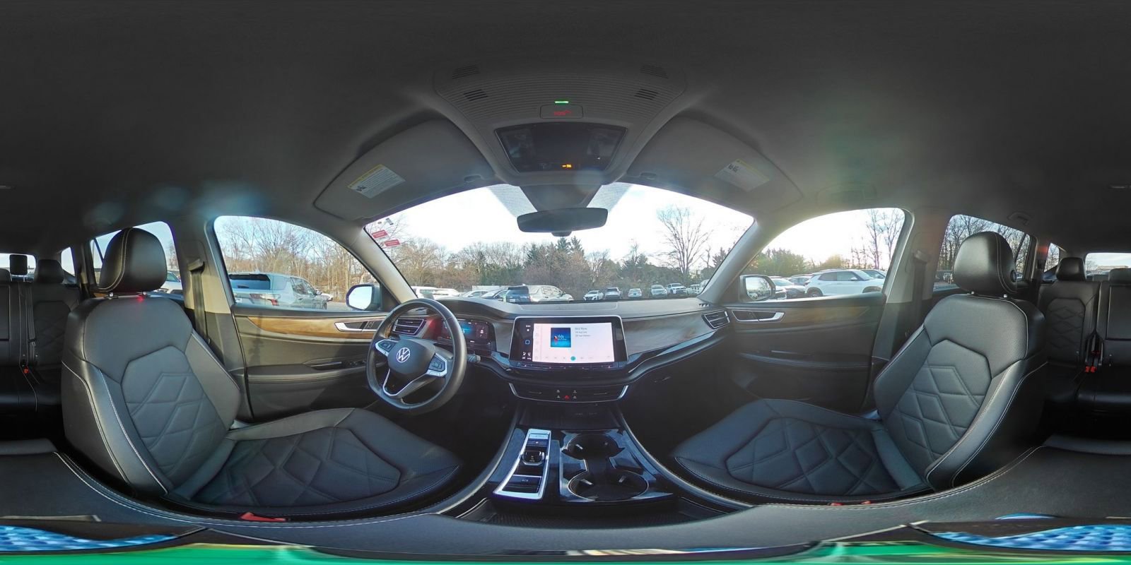 Used 2025 Volkswagen Atlas SE image 38