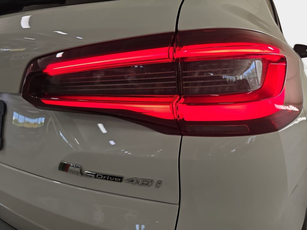 Certified 2023 BMW X5 sDrive40i image 33