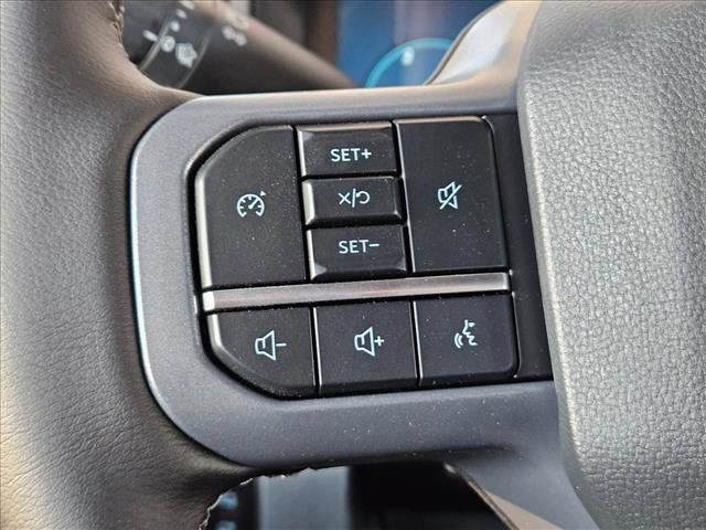 New 2026 Ford F250 Lariat w/ FX4 Off-Road Package image 13