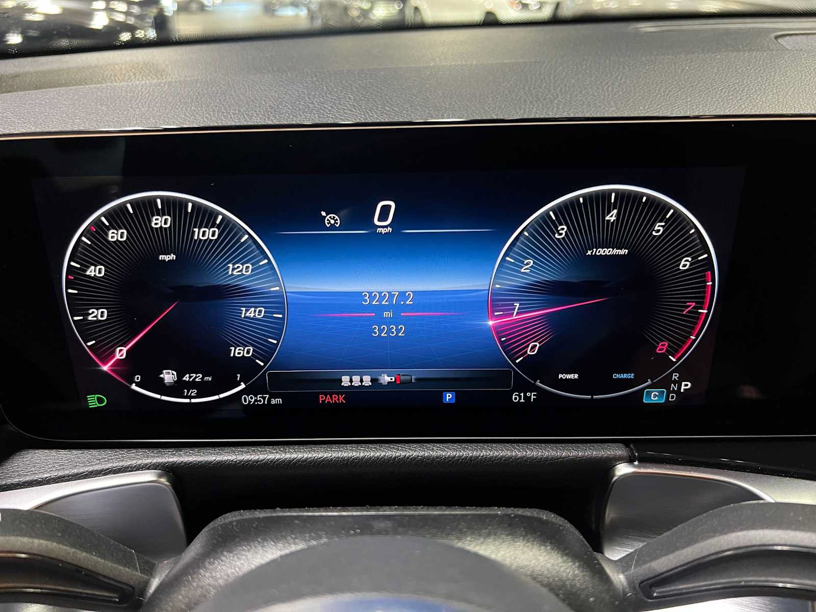 Used 2026 Mercedes-Benz GLB 250 4MATIC image 32