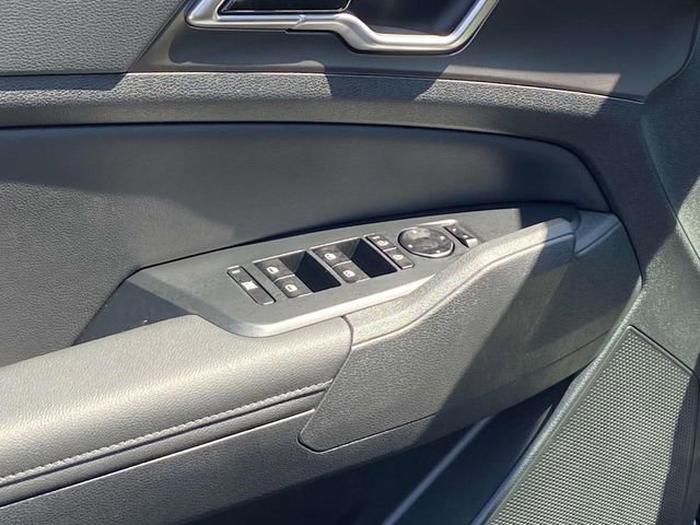 New 2026 Kia Sportage EX FWD image 13