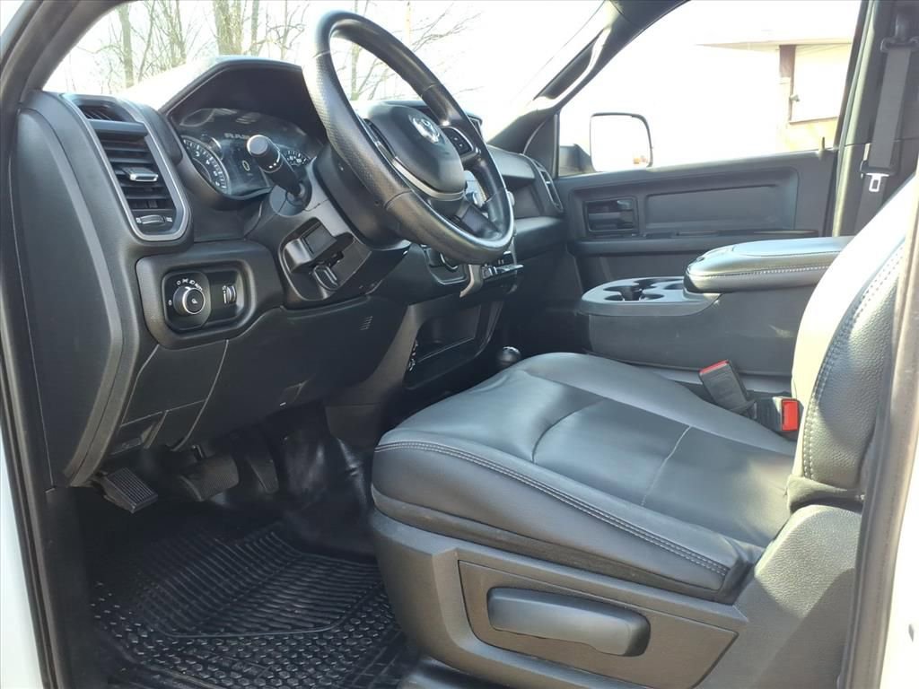 Used 2022 RAM 2500 Tradesman w/ Chrome Appearance Group image 15