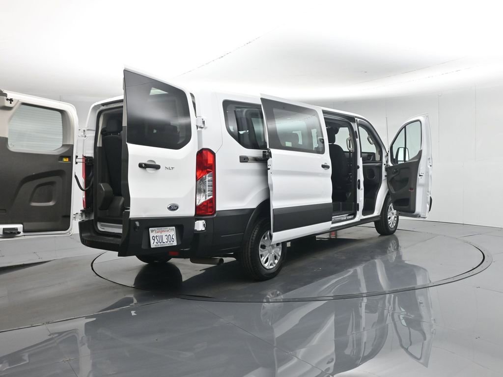 Certified 2022 Ford Transit 350 XLT image 31