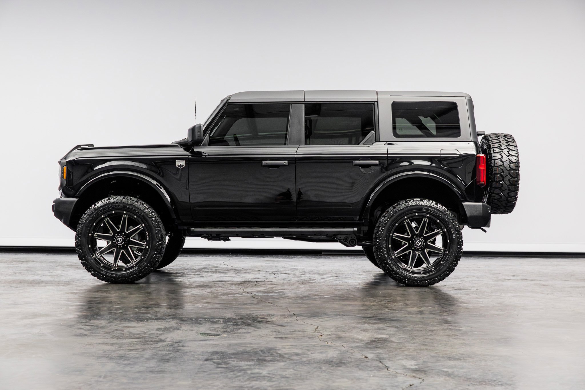 Used 2025 Ford Bronco Big Bend AWD/4WD image 9