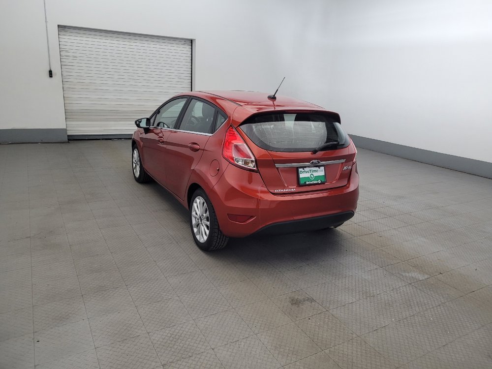 Used 2018 Ford Fiesta Titanium FWD image 5