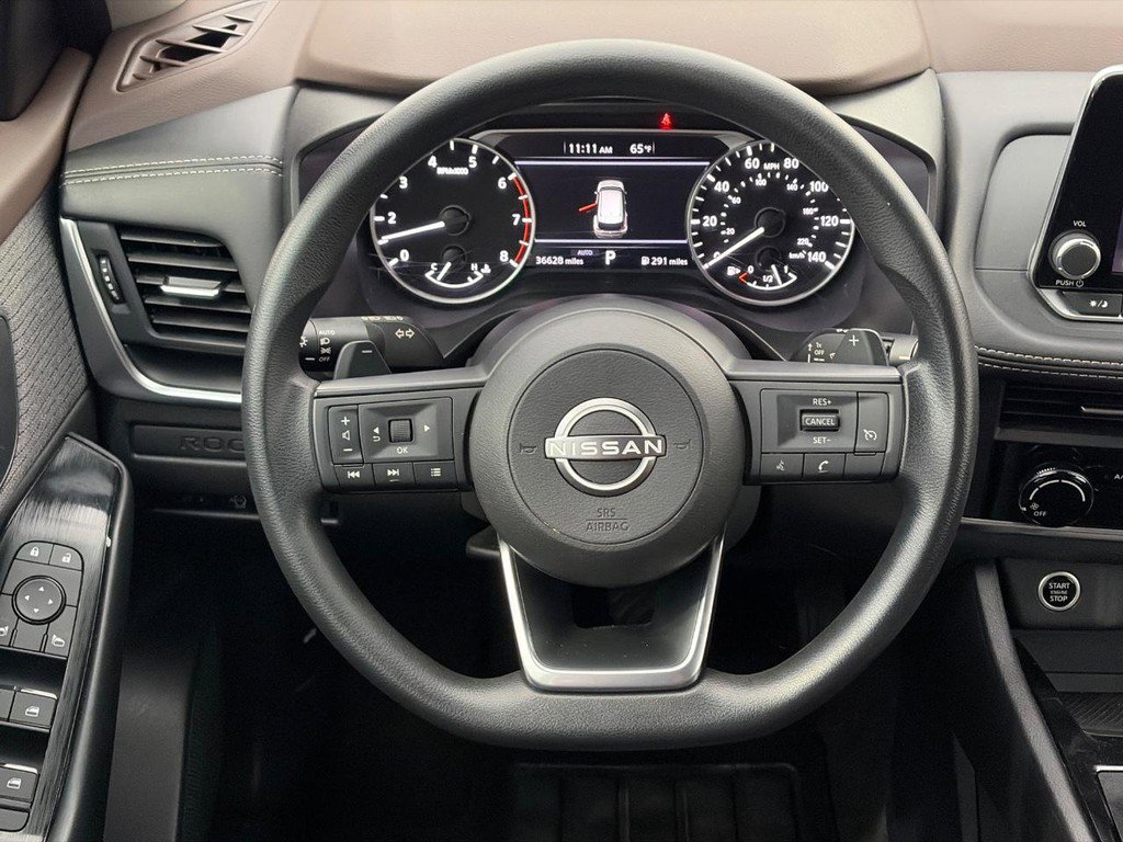Used 2023 Nissan Rogue S AWD/4WD image 13