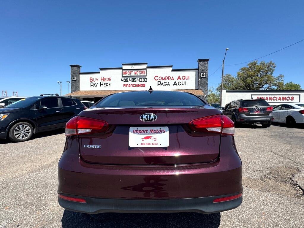 Used 2017 Kia Forte LX image 13