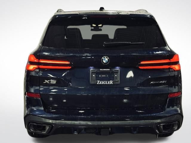 New 2026 BMW X5 xDrive40i w/ M Sport Package image 7