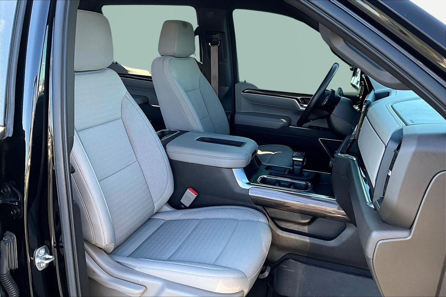 Used 2022 Chevrolet Silverado 1500 RST AWD/4WD image 30