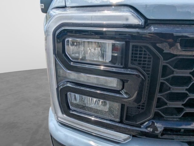 New 2026 Ford F350 Lariat w/ Black Appearance Package AWD/4WD image 11
