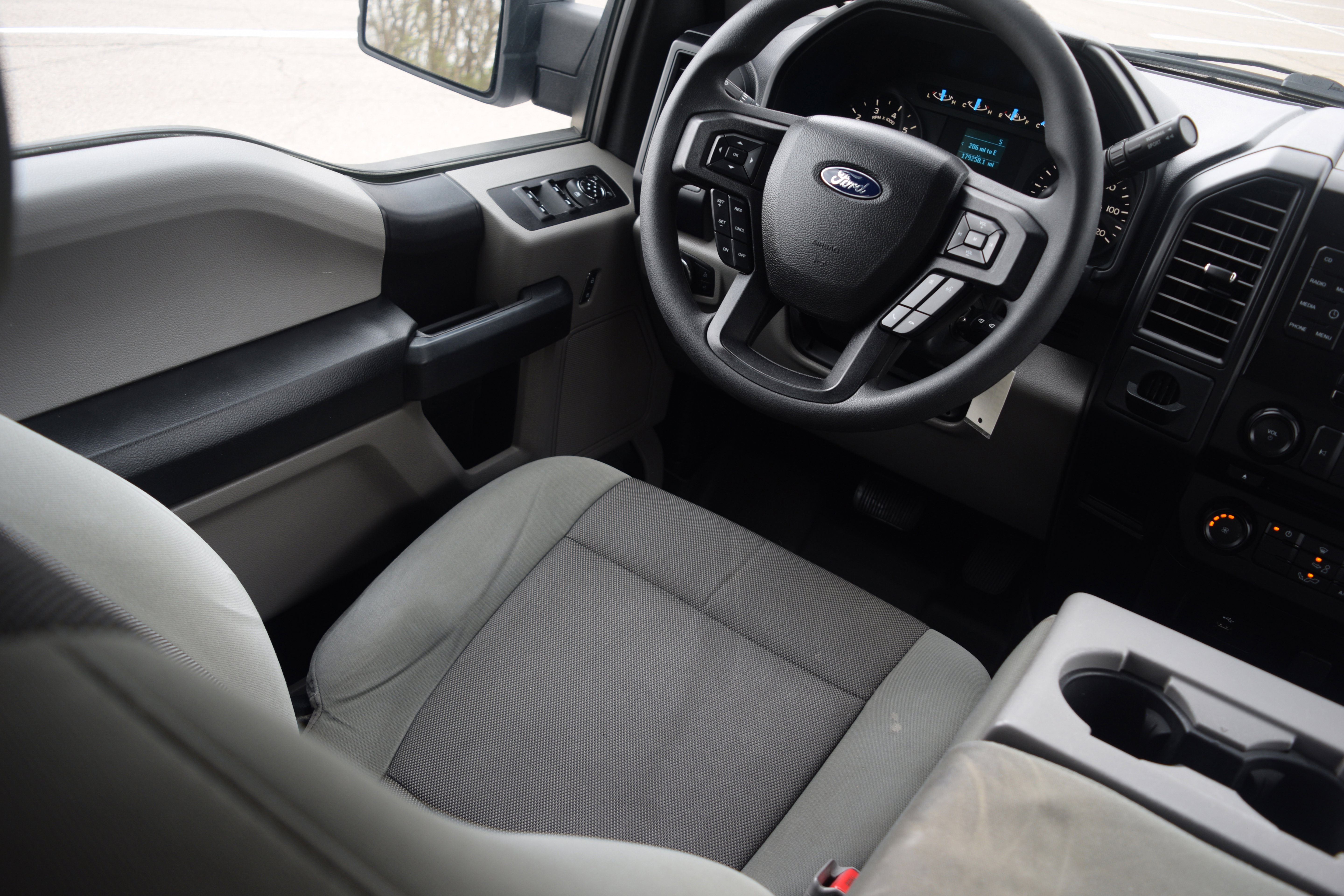 Used 2016 Ford F150 XL w/ XL Power Equipment Group RWD image 2