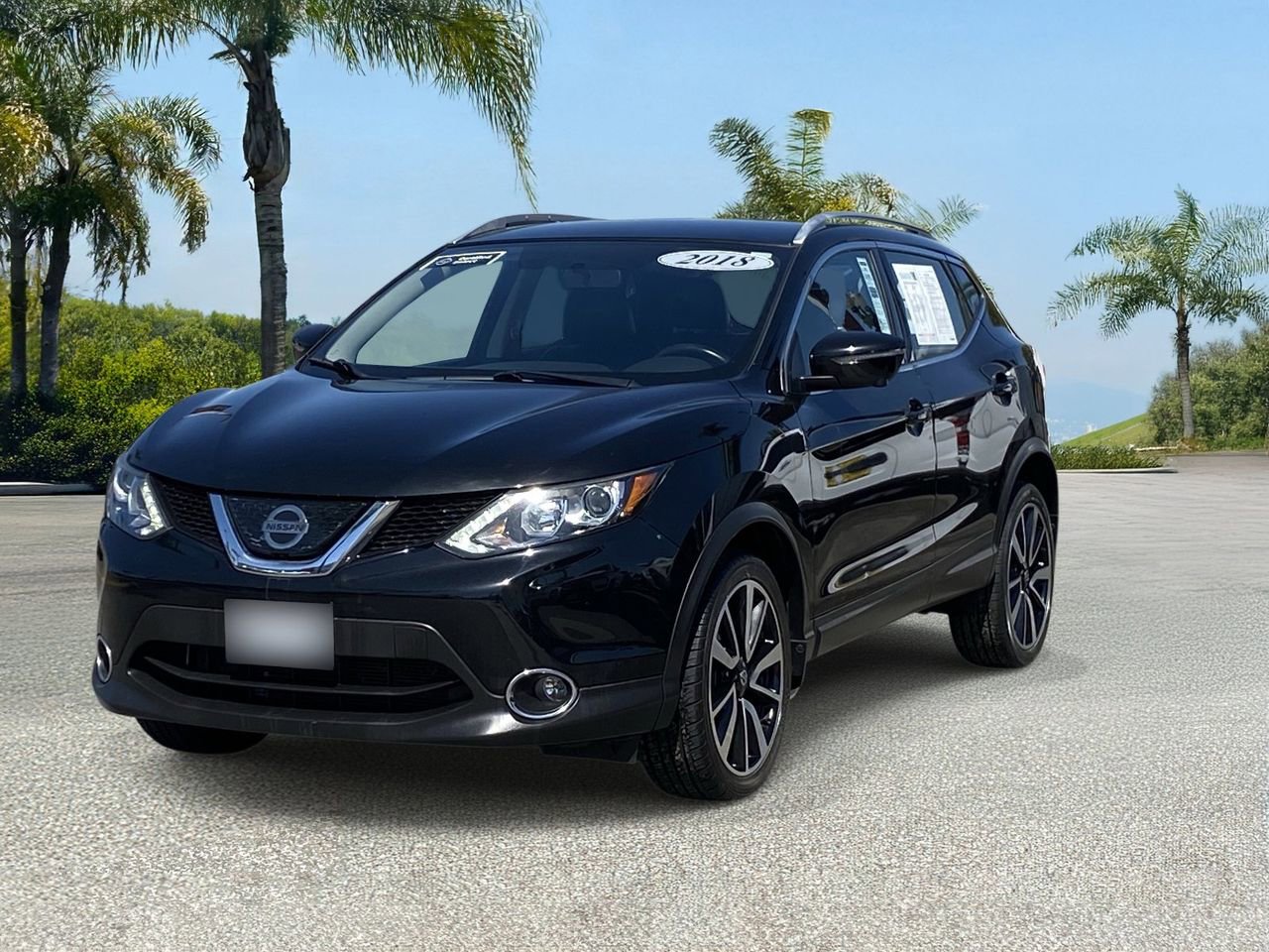 Certified 2018 Nissan Rogue Sport SL FWD image 1