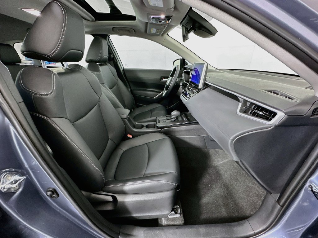 Certified 2026 Toyota Corolla Cross XLE w/ Convenience Package AWD/4WD image 29