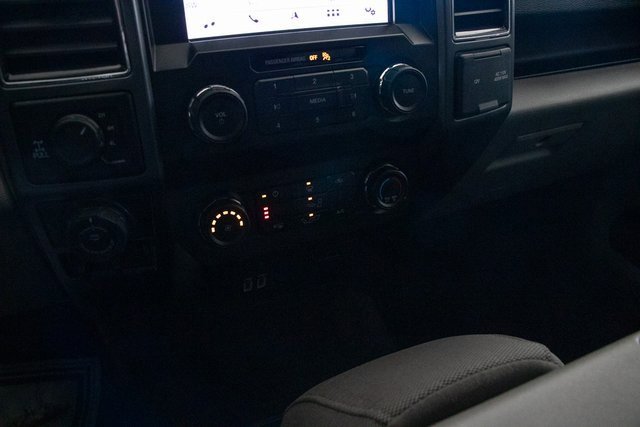 Used 2019 Ford F150 XLT w/ Equipment Group 302A Luxury image 31