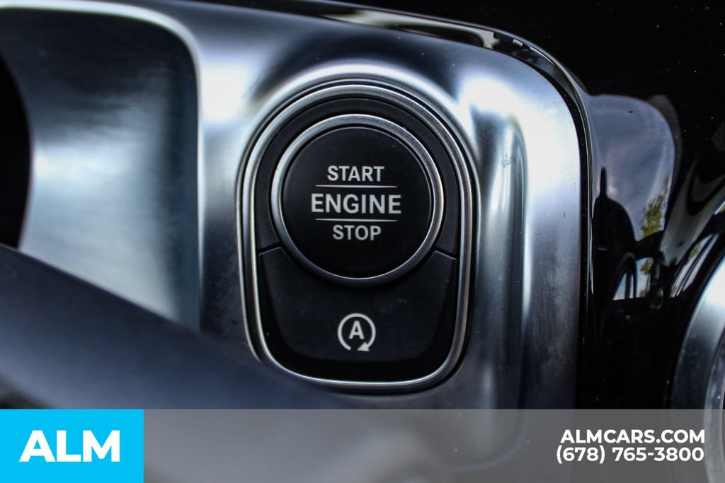 Used 2022 Mercedes-Benz GLB 250 4MATIC w/ Premium Package Lite image 29