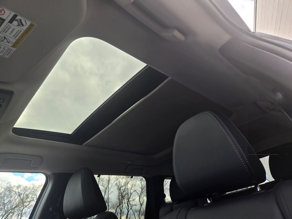 New 2025 Mitsubishi Outlander SEL image 19